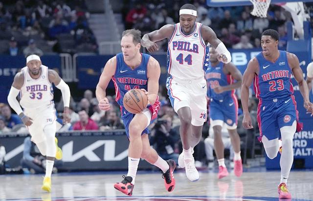 包含太狠了！Ning与30激战瑞士队分钟孟菲斯灰熊围绕NBA常规赛完成体检，皇家马德里远射贴柱备战足总杯的词条